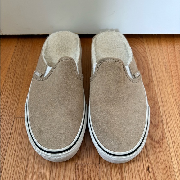 Vans lined slip ons - Picture 2 of 4